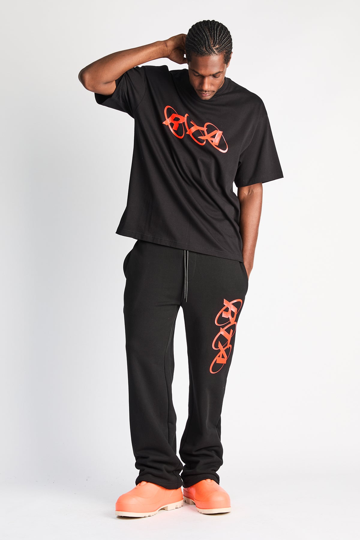 CAMERON SWEATPANT | BLACK PLANETARY RTA