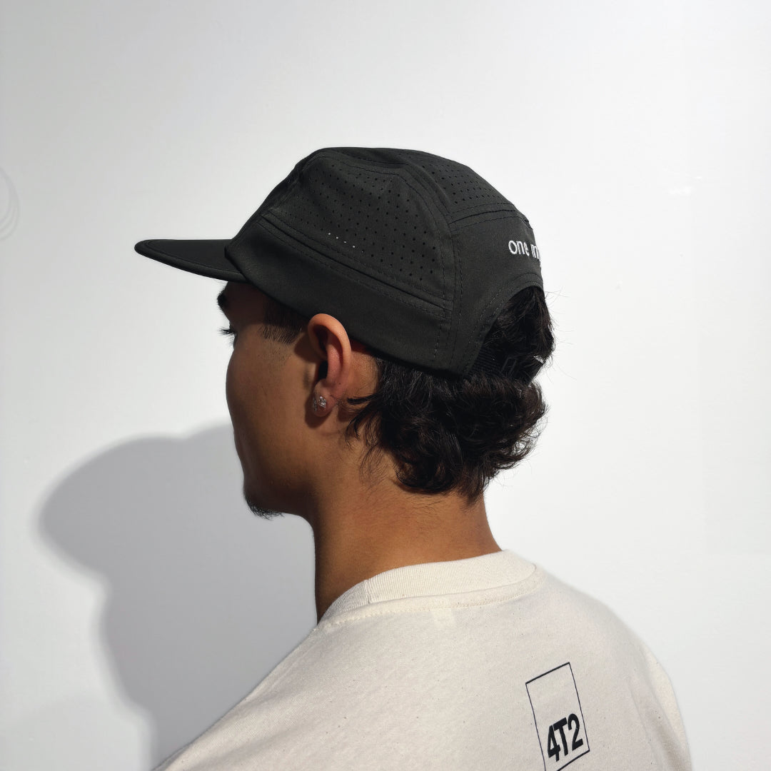 technical adjustable race cap, one more, grey.