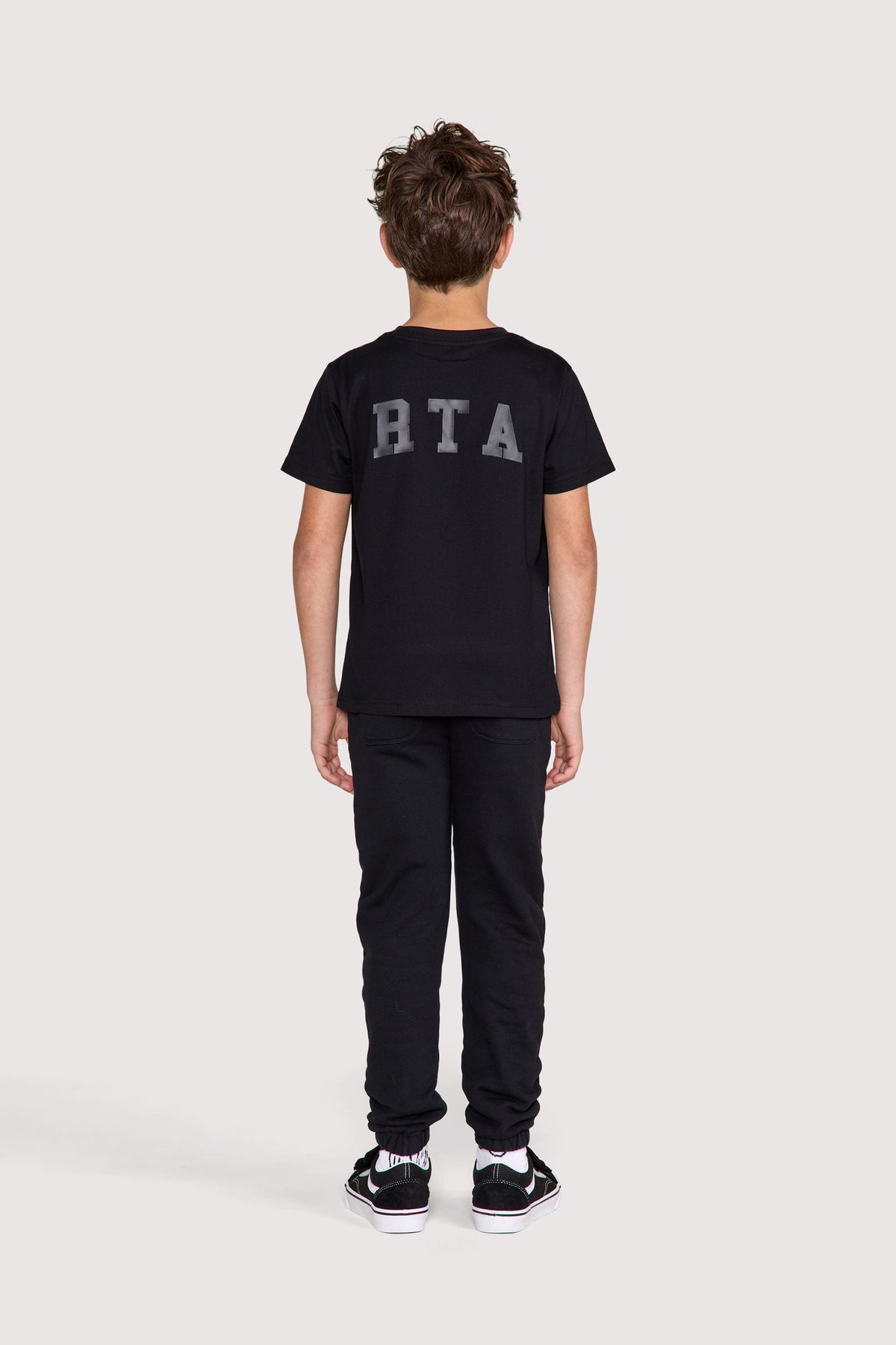 KIDS EWAN SWEATPANT | BLACK COLLEGIATE