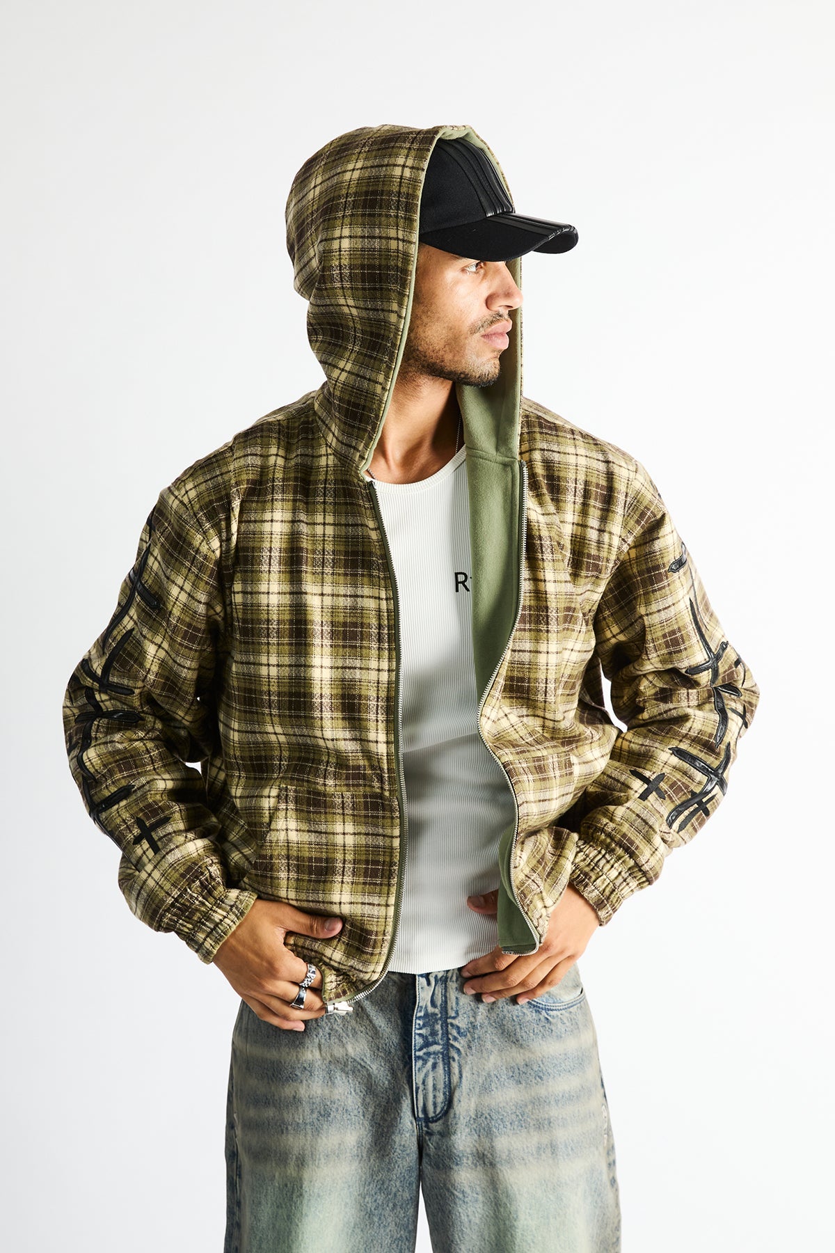 ELEN REVERSIBLE ZIP UP HOODIE | OLIVE PLAID COMBO