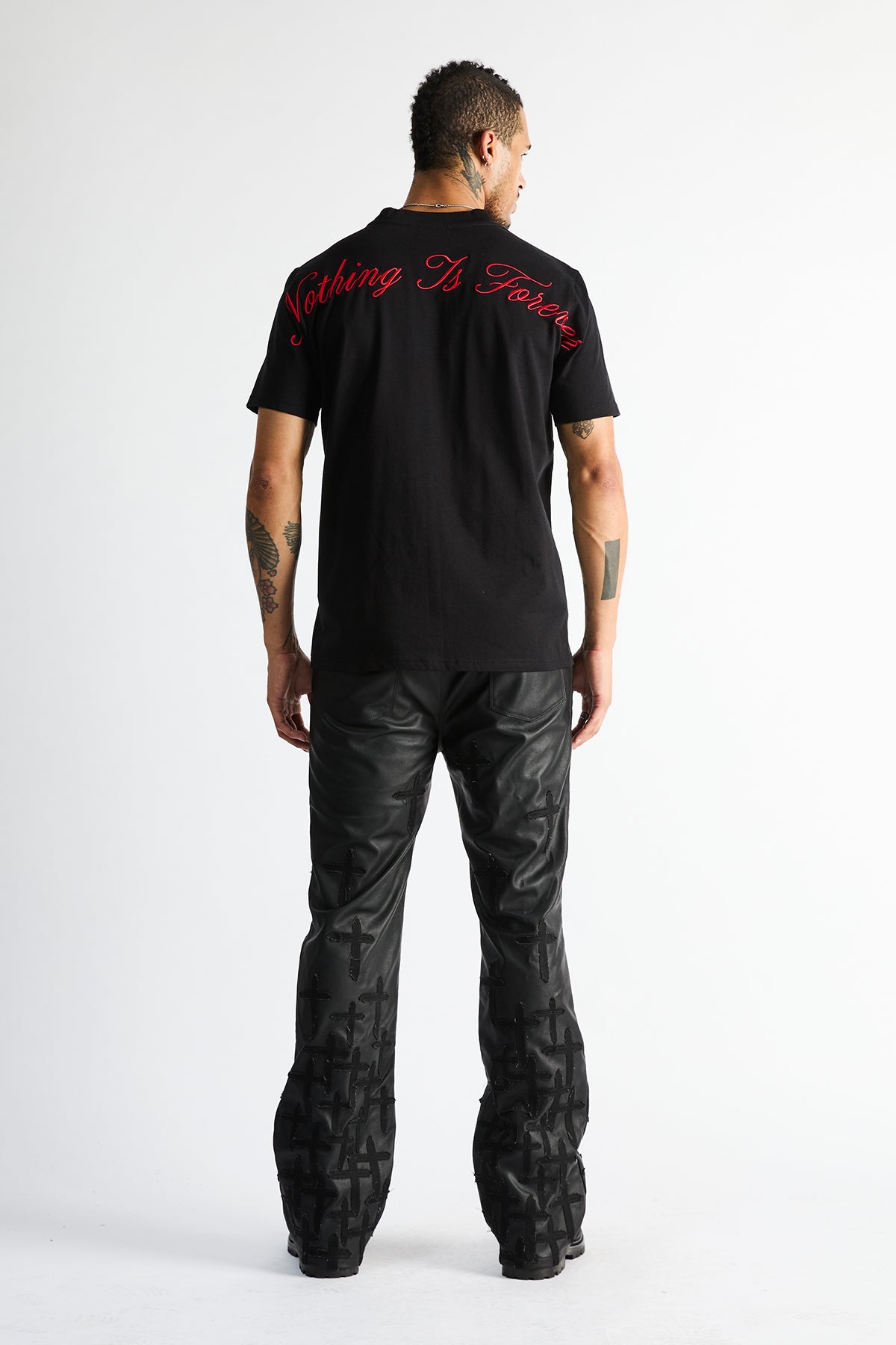LIAM SHORT SLEEVE TEE | BLACK NIF SCRIPT