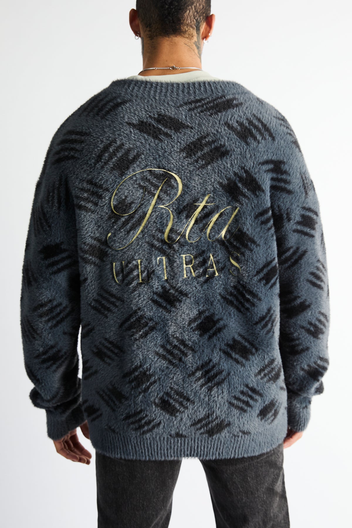 ZEPHYR SWEATER CARDIGAN | BLACK METAL RTA