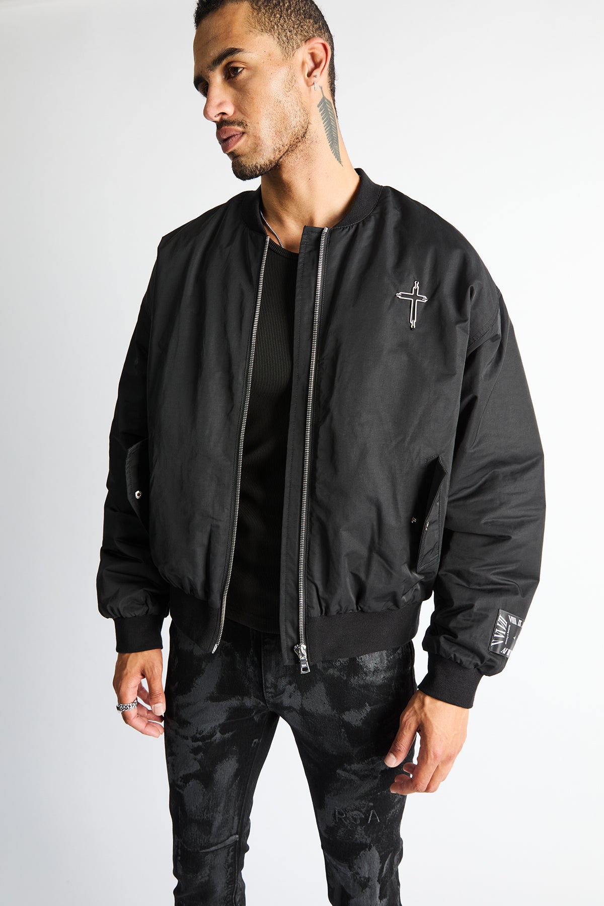 ROWAN HALF BOMBER | BLACK