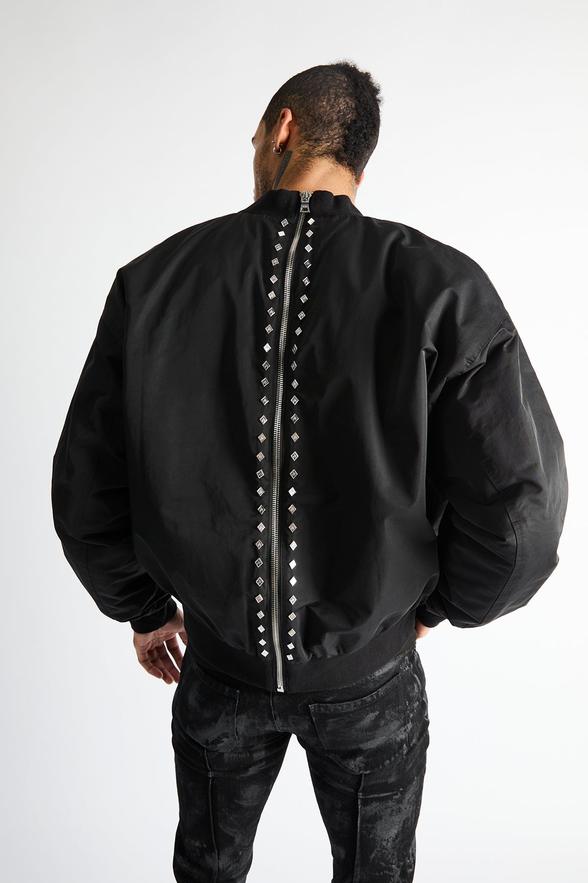 ROWAN HALF BOMBER | BLACK