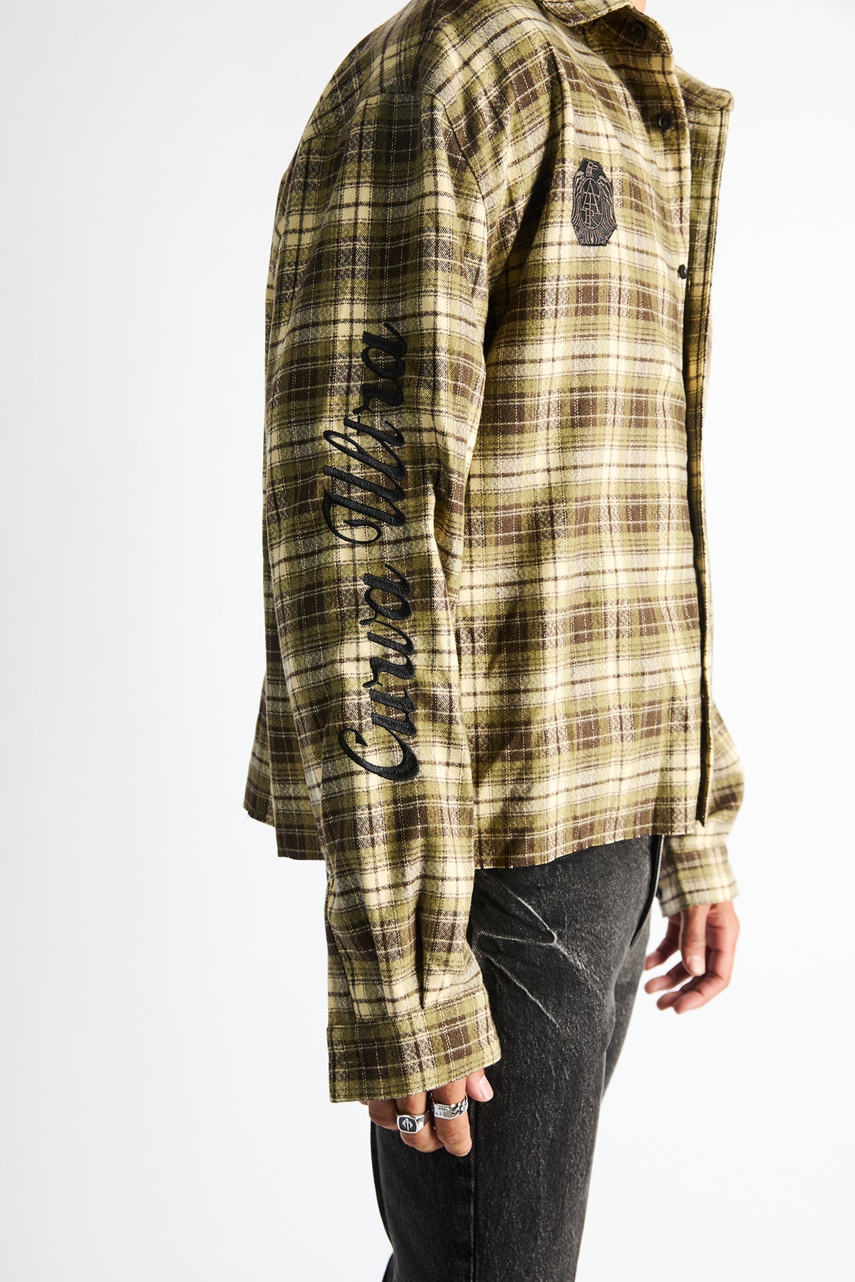 RYNOR CROPPED BUTTON UP SHIRT | OLIVE PLAID