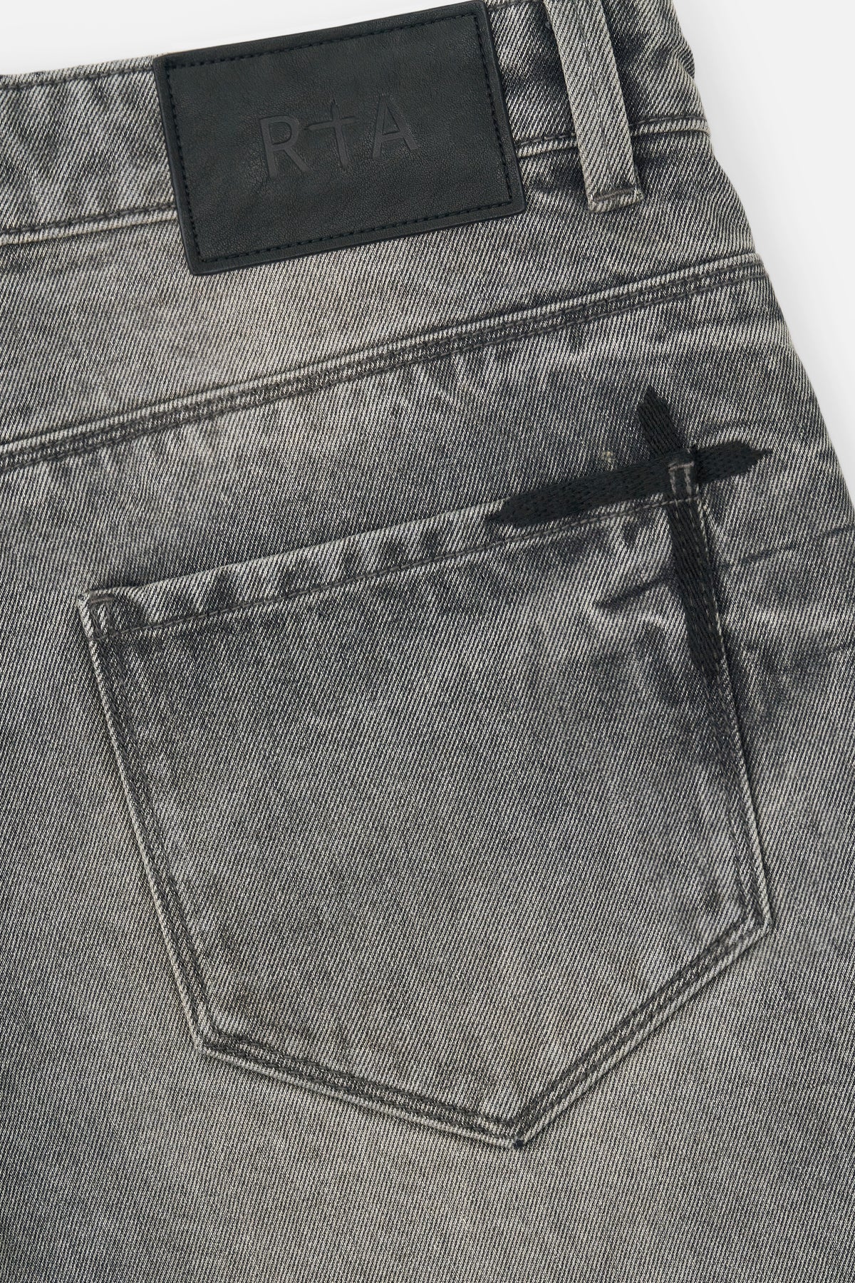 RICARDO SLIM FIT CARPENTER JEAN | IRON HAZE 3D CROSS