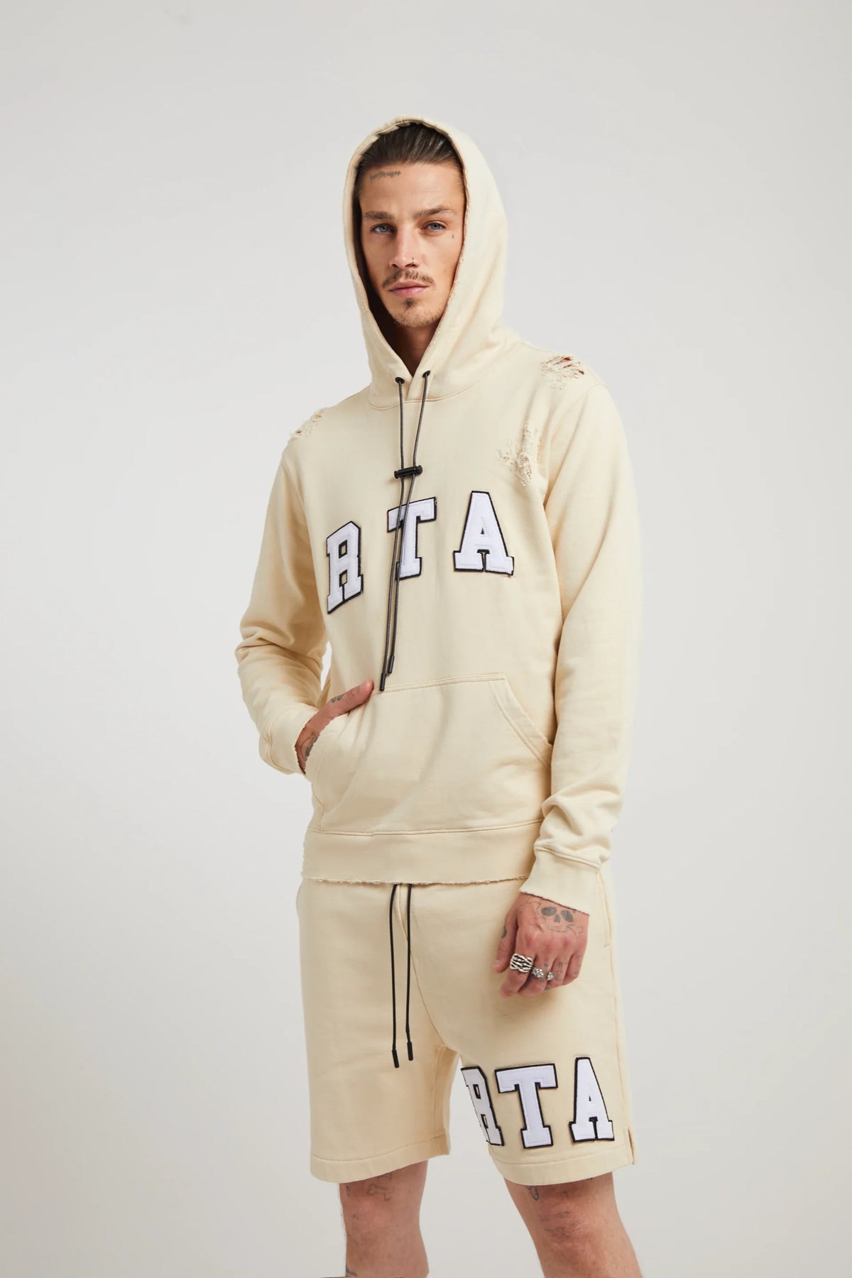 MARKUS HOODIE | BEIGE COLLEGIATE