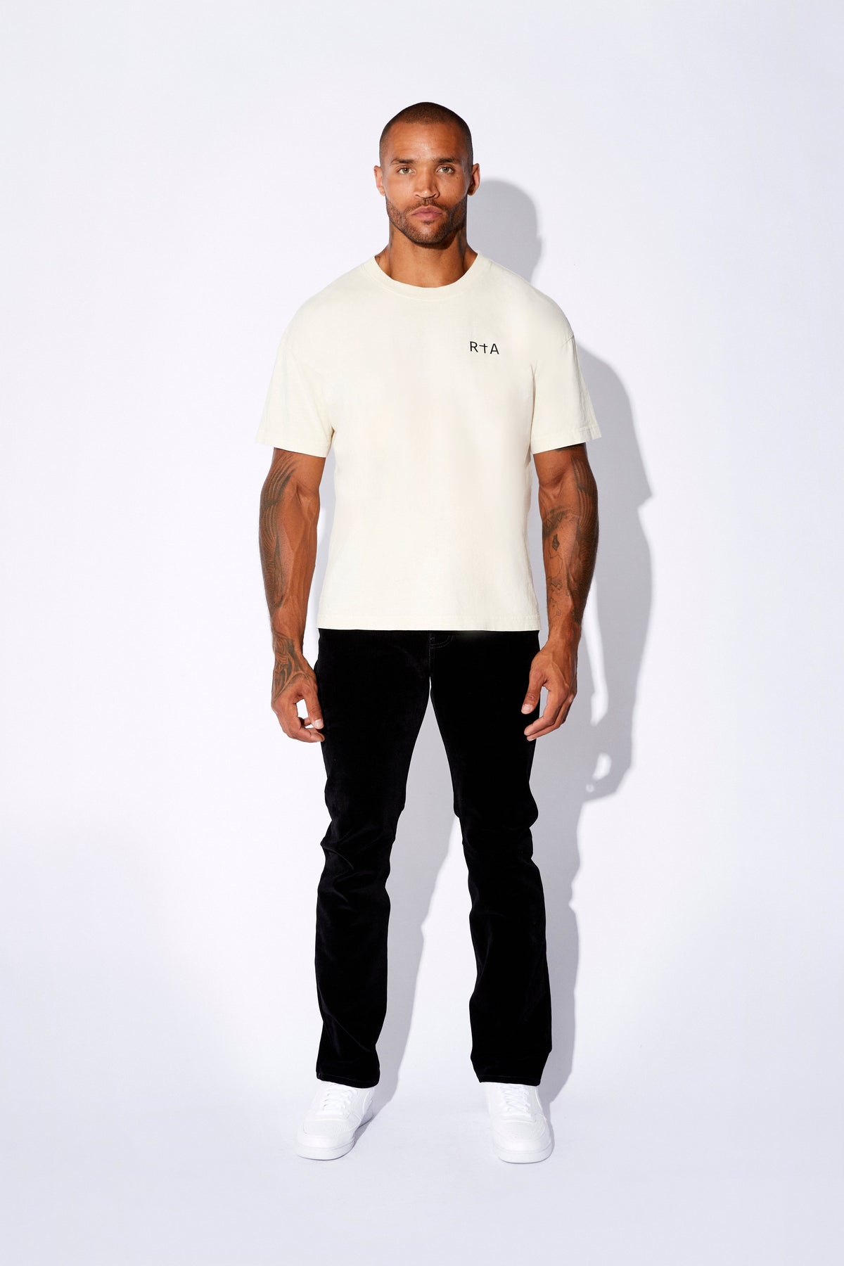 COLIN SHORT SLEEVE TEE | TAN CHEST LOGO