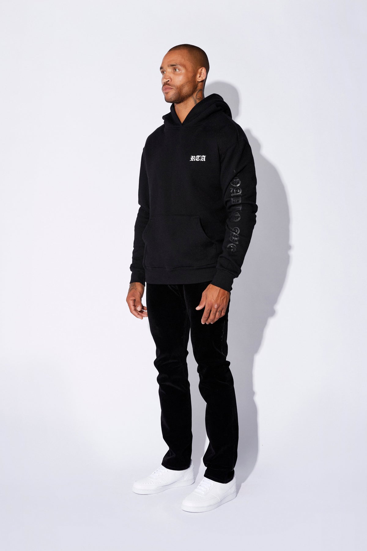 NASH HOODIE | BLACK OLD ENGLISH ROAD TO AWE