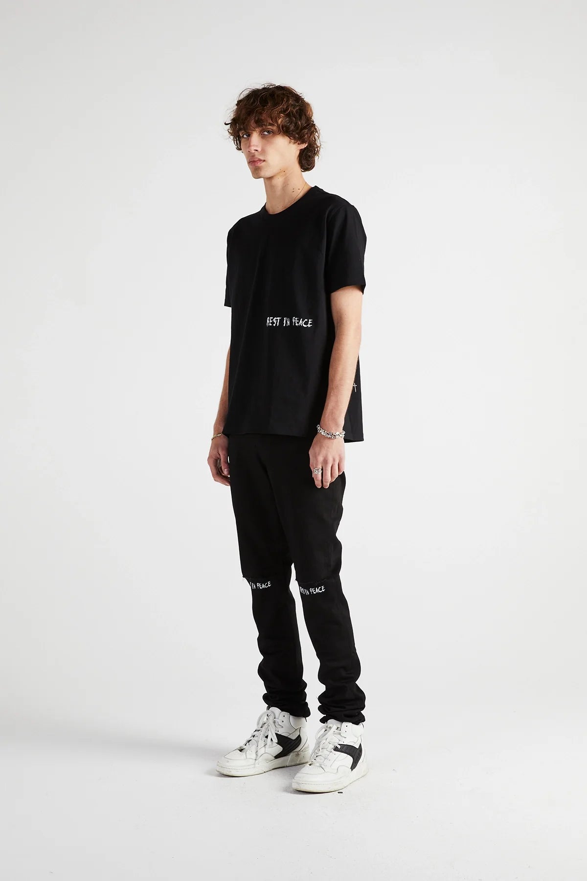 LIAM TEE | BLACK RIP CROSS