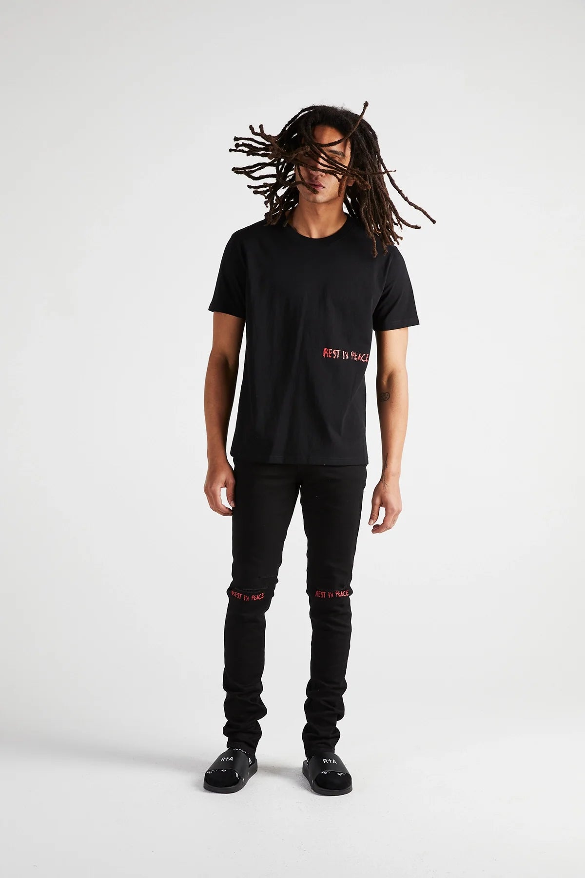 LIAM TEE | BLACK RED RIP CROSS