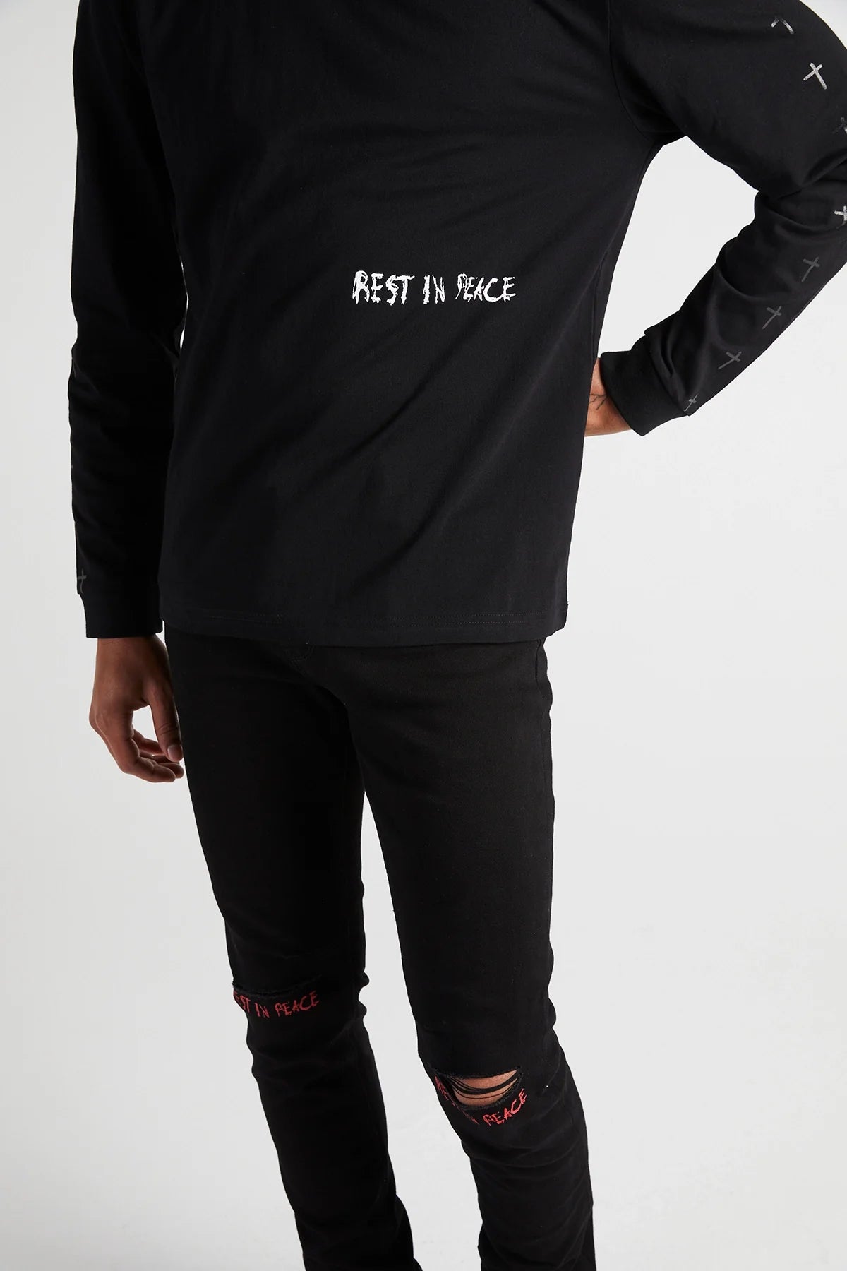 LAWRENCE LONG SLEEVE TEE | BLACK CROSS