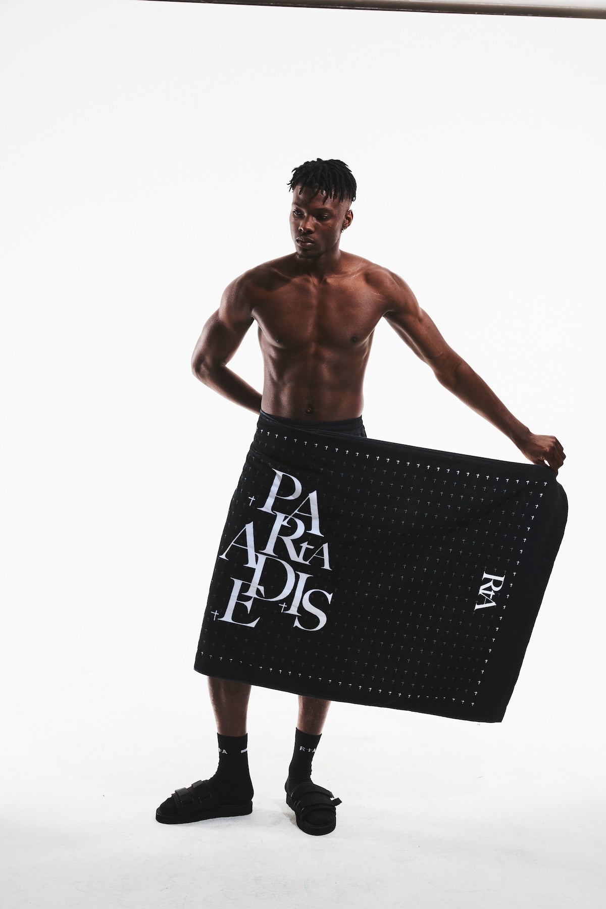 NOAH BEACH TOWEL | BLACK CROSS PARADISE