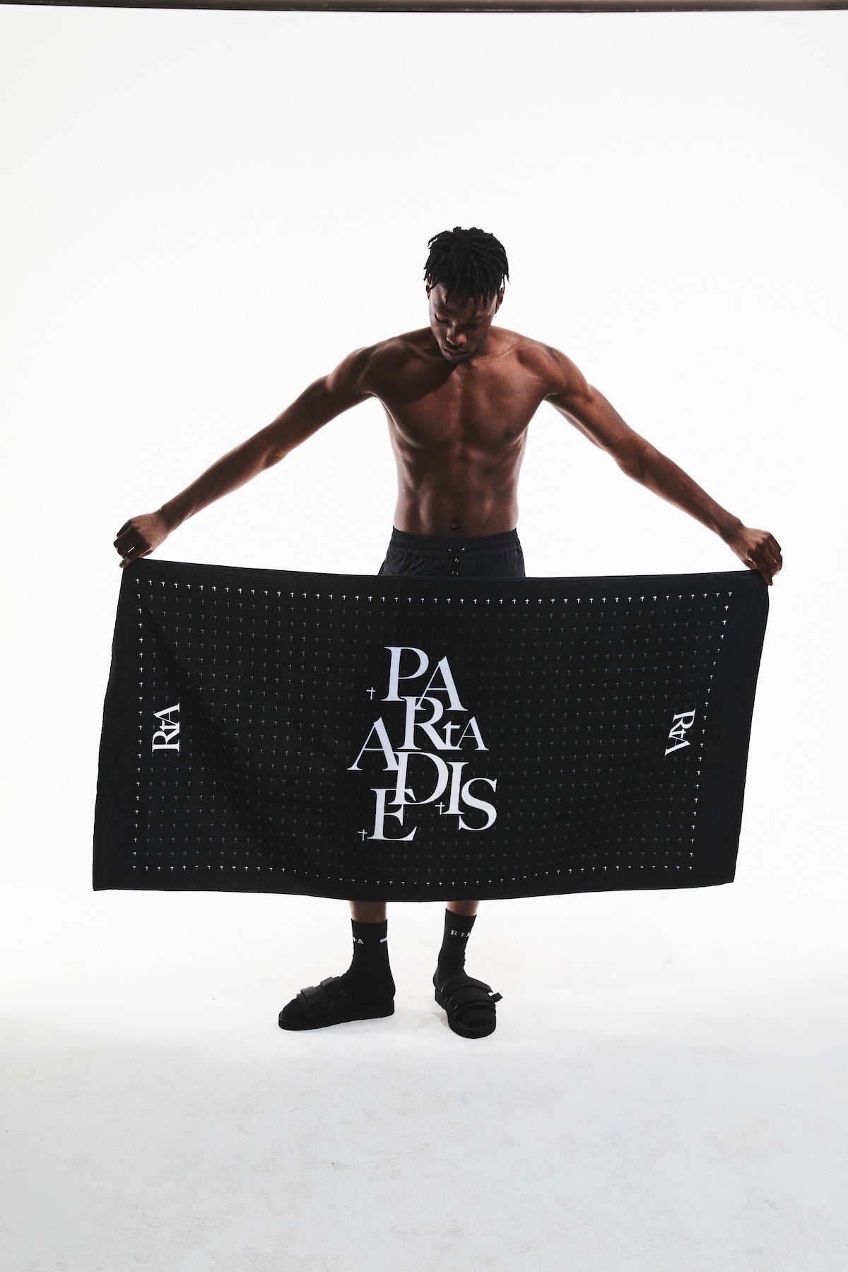 NOAH BEACH TOWEL | BLACK CROSS PARADISE