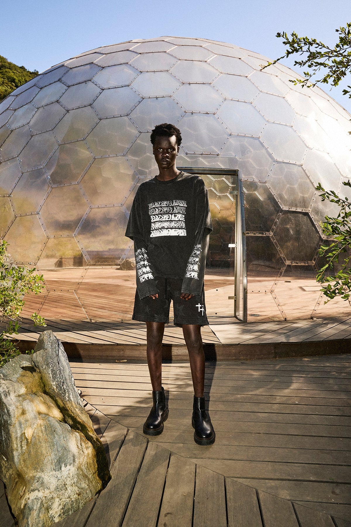 LORIS DOUBLE LAYERED LONG SLEEVE TEE | BLACK SMOKY RTA