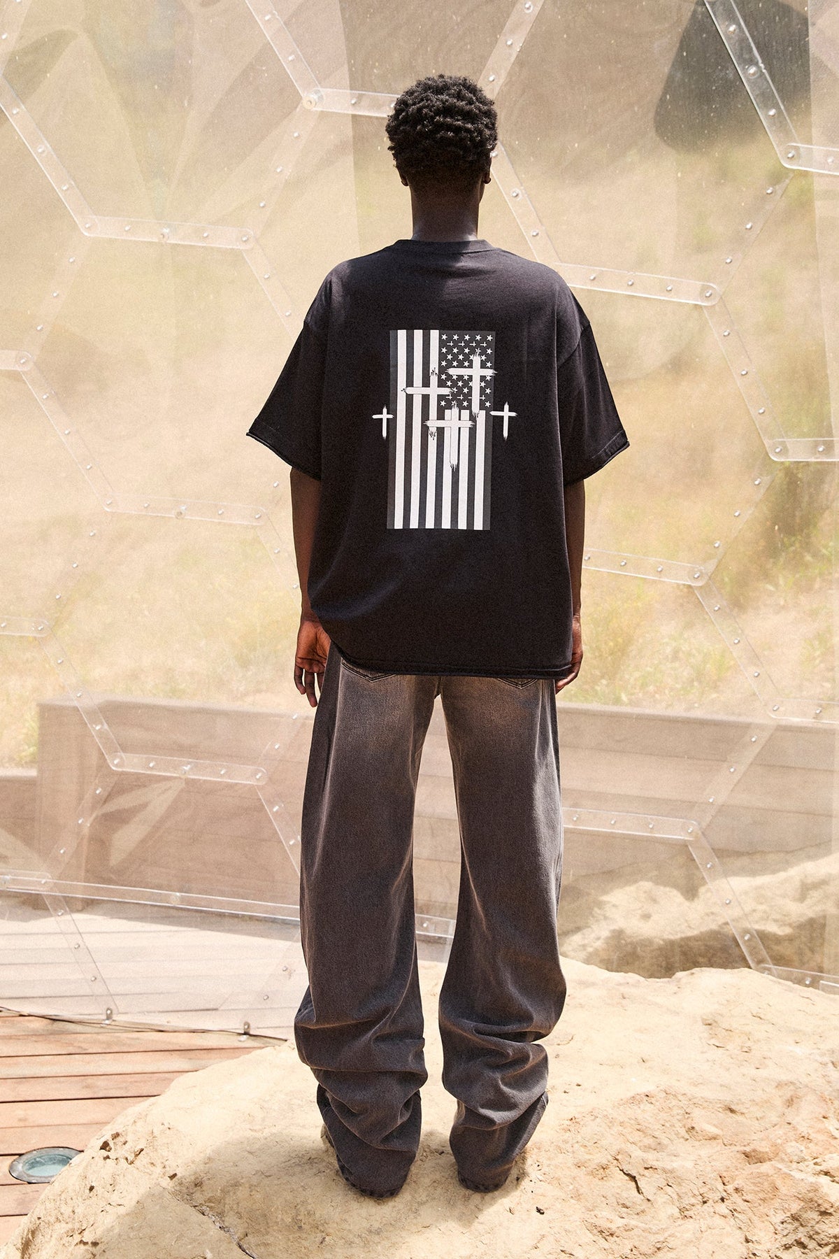 ELIAN DOUBLE LAYERED TEE | BLACK RTA FLAG