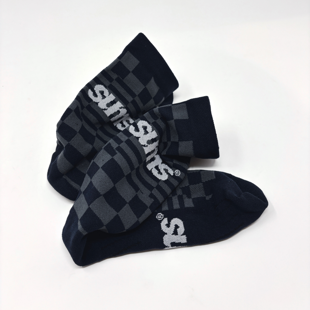 sums, checkers, black / grey.