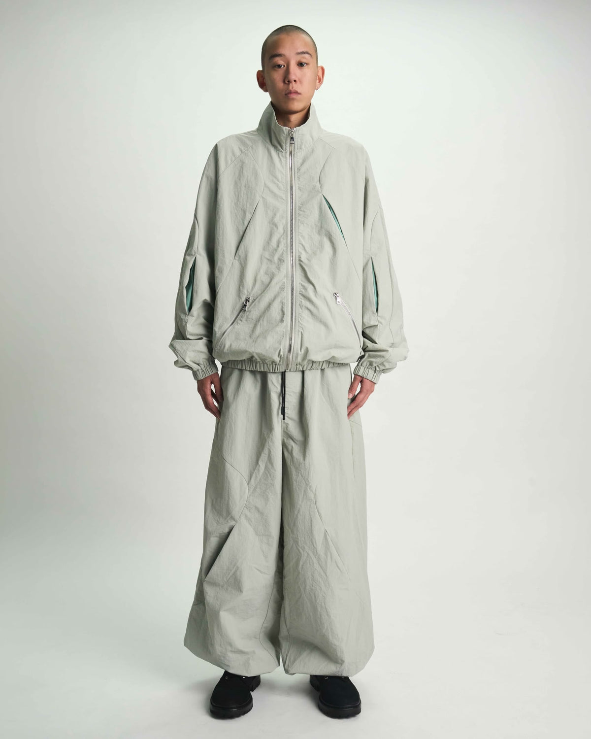 ZAID PARACHUTE PANT | SMOKE