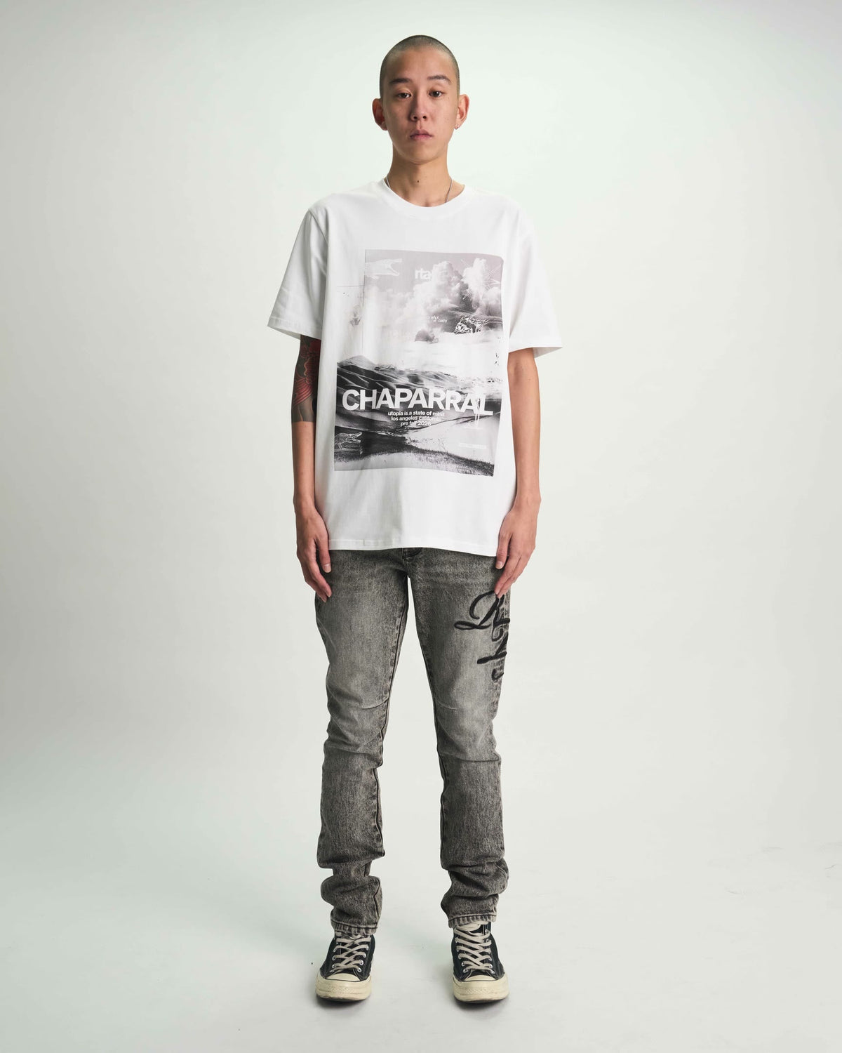 BRYANT SKINNY JEAN | STONE HAZE CURSIVE