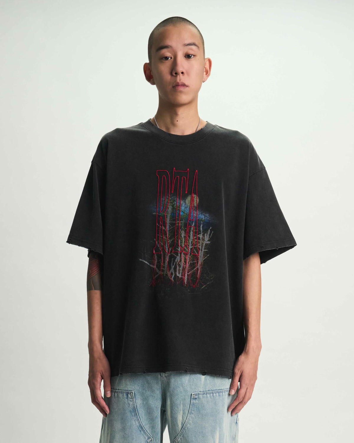 COLIN OVERSIZED SHORT SLEEVE TEE | BLACK FOREST