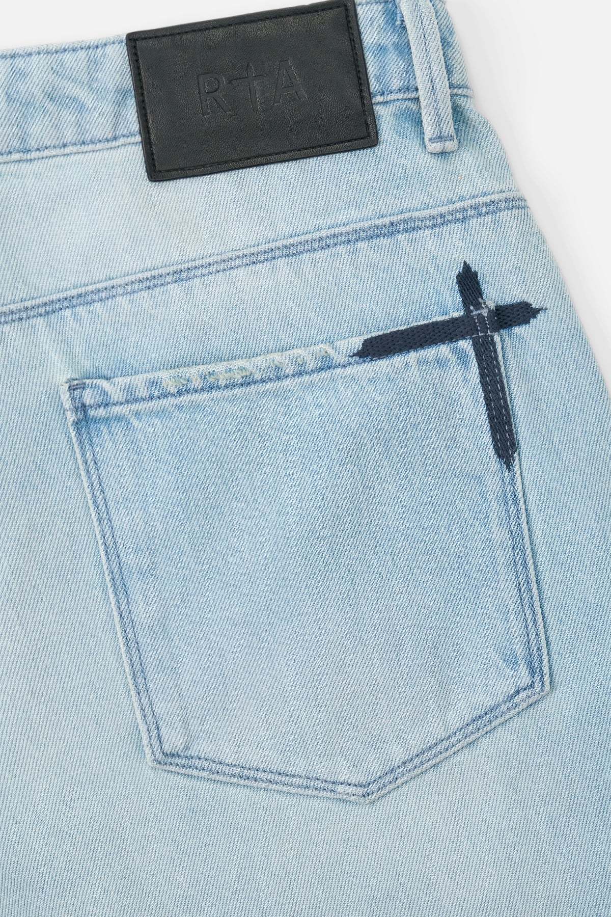 GUSTAVO DENIM SHORT | SOFT HORIZON CURSIVE