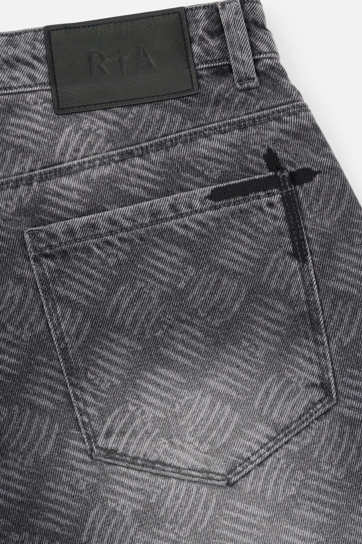 JONAS STRAIGHT LEG JEAN | ASH CHARCOAL METAL GRILL