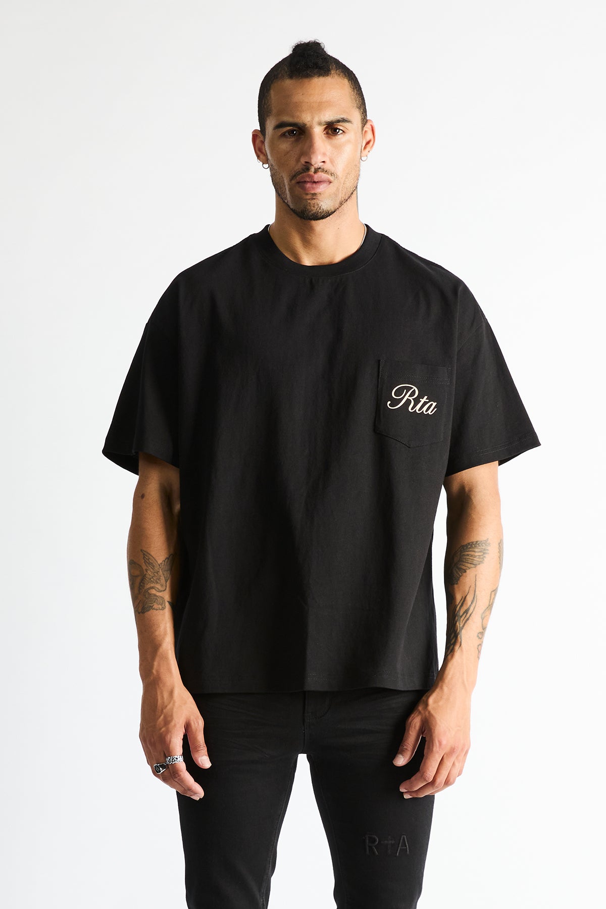 BASTIEN POCKET TEE | BLACK CLOCKFACE