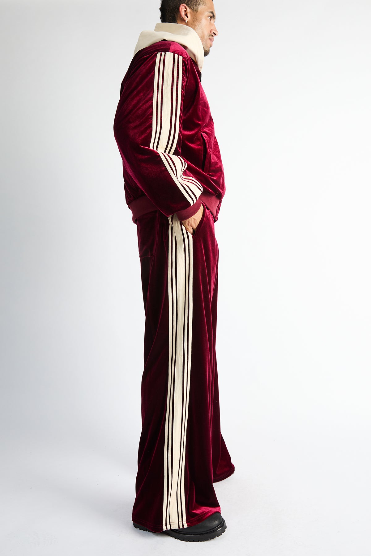 LUXEN BAGGY SWEATPANTS | BURGUNDY CREST