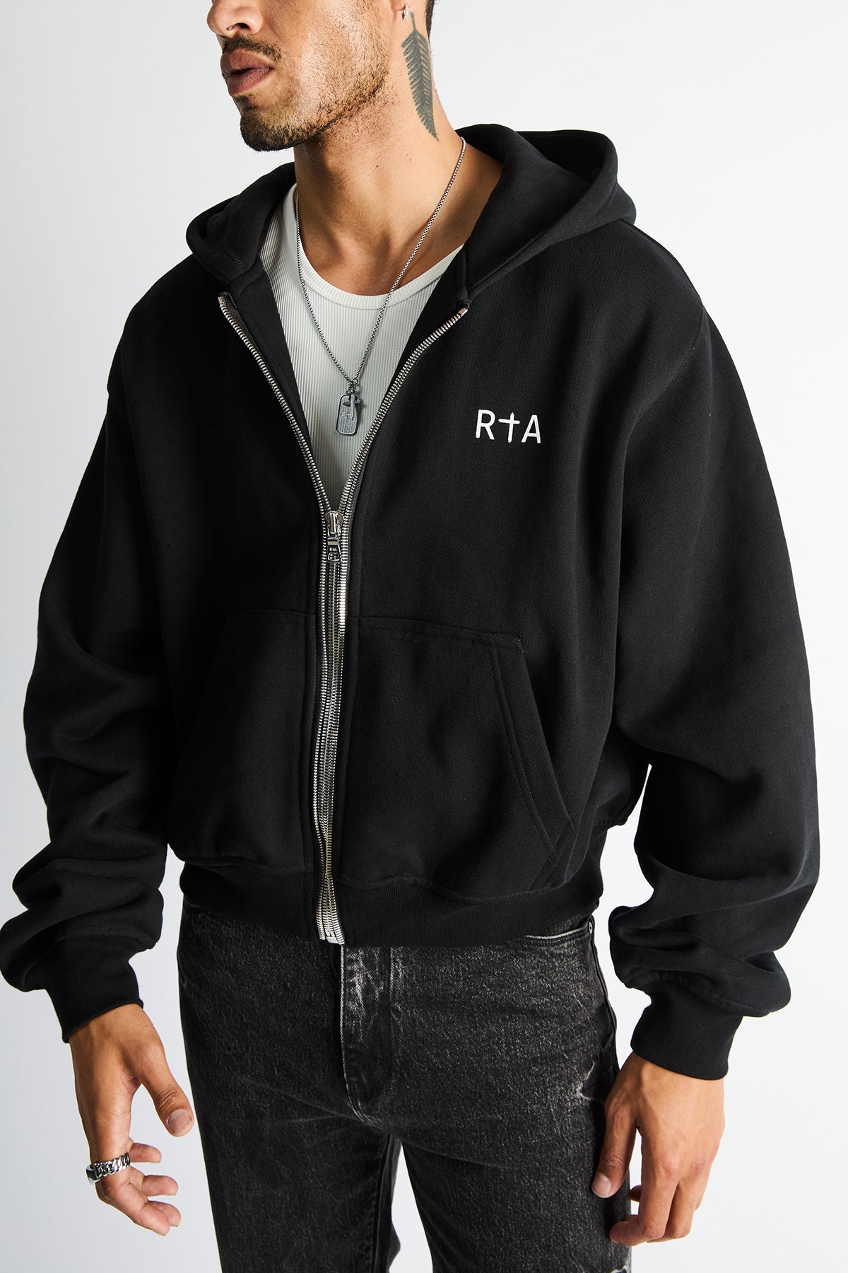KAEN CROPPED ZIP UP HOODIE | BLACK LOGO