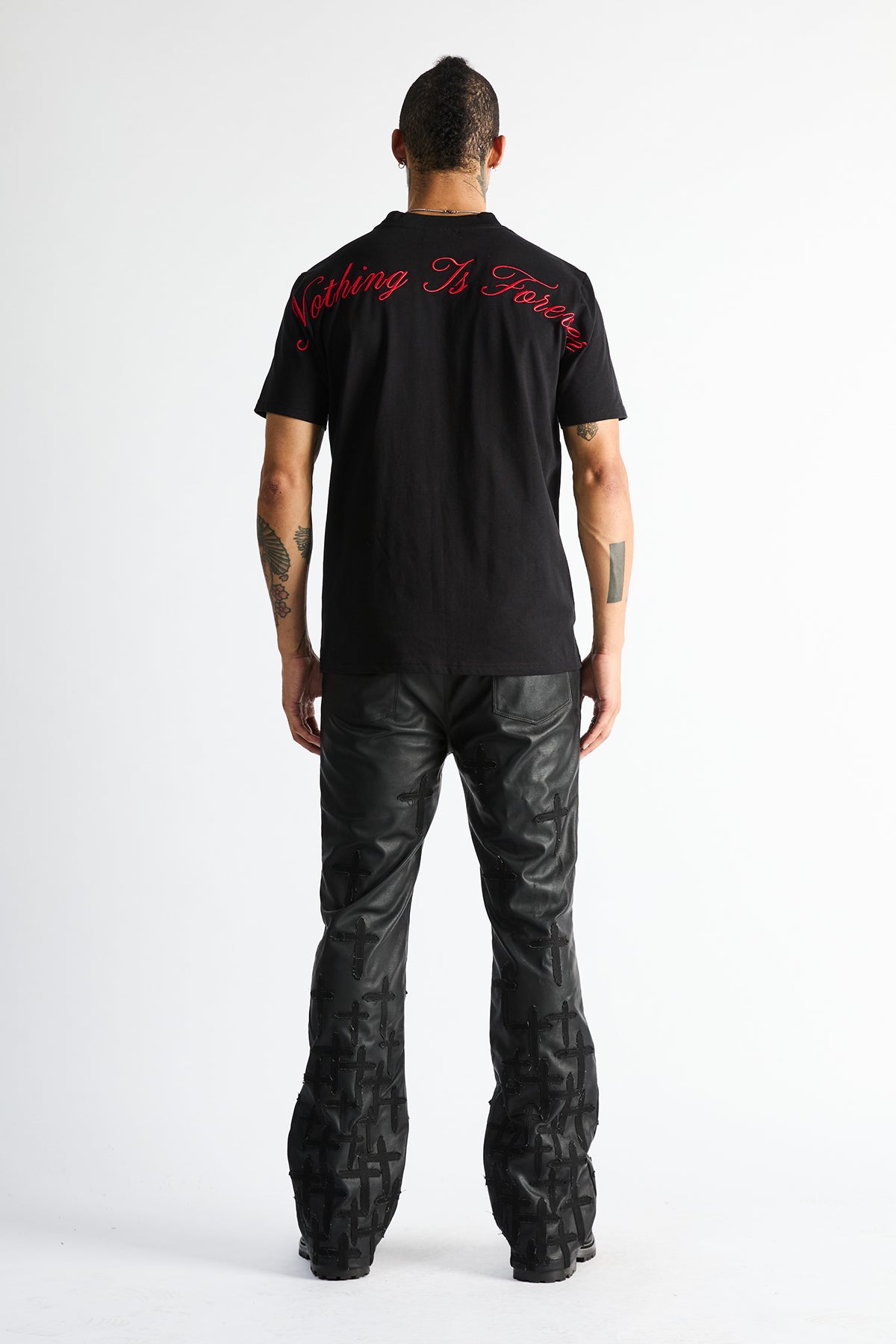 MAEL SLIM FLARE JEAN | BLACK DESCENDING CROSS