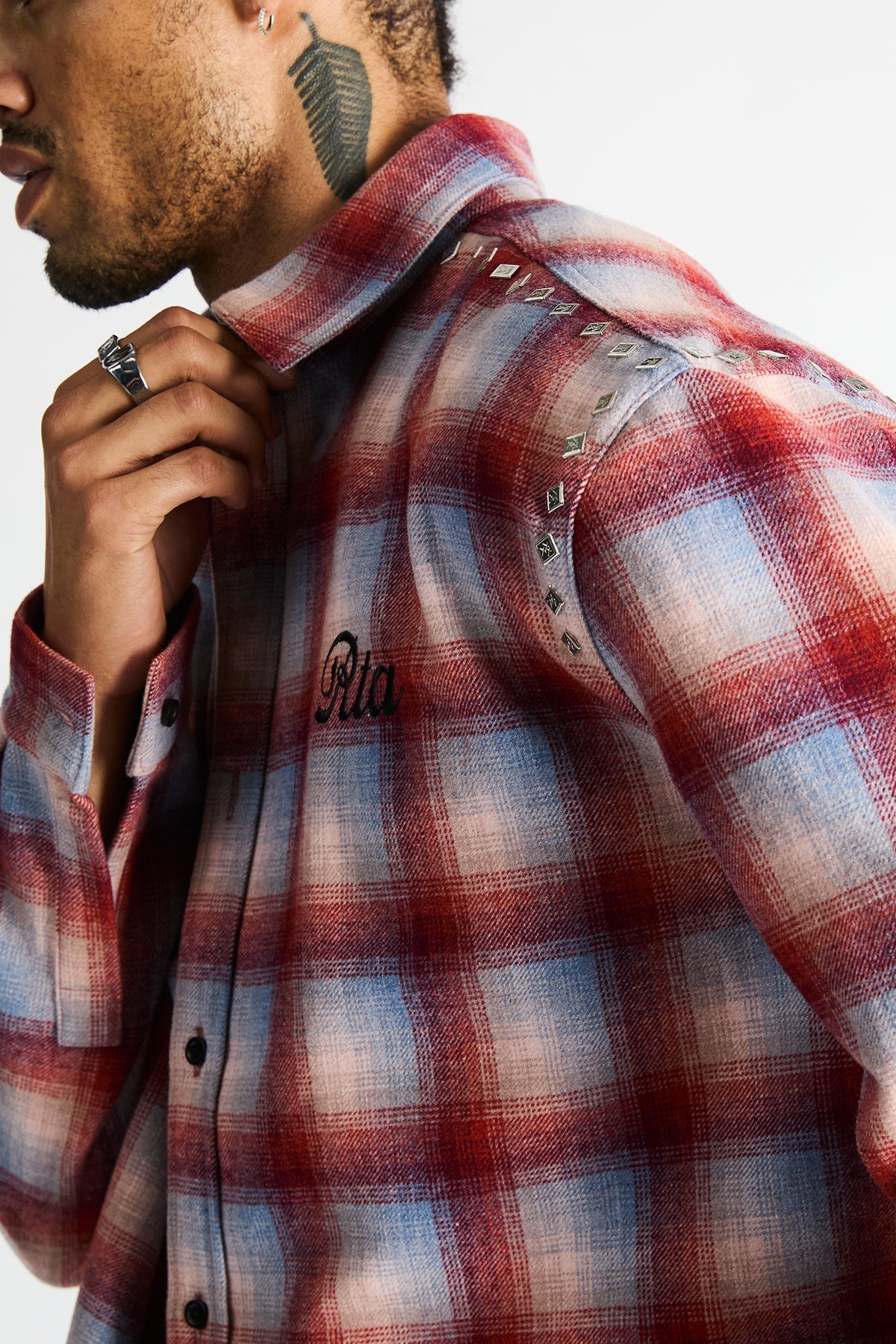 RYNOR CROPPED BUTTON UP SHIRT | RED PLAID