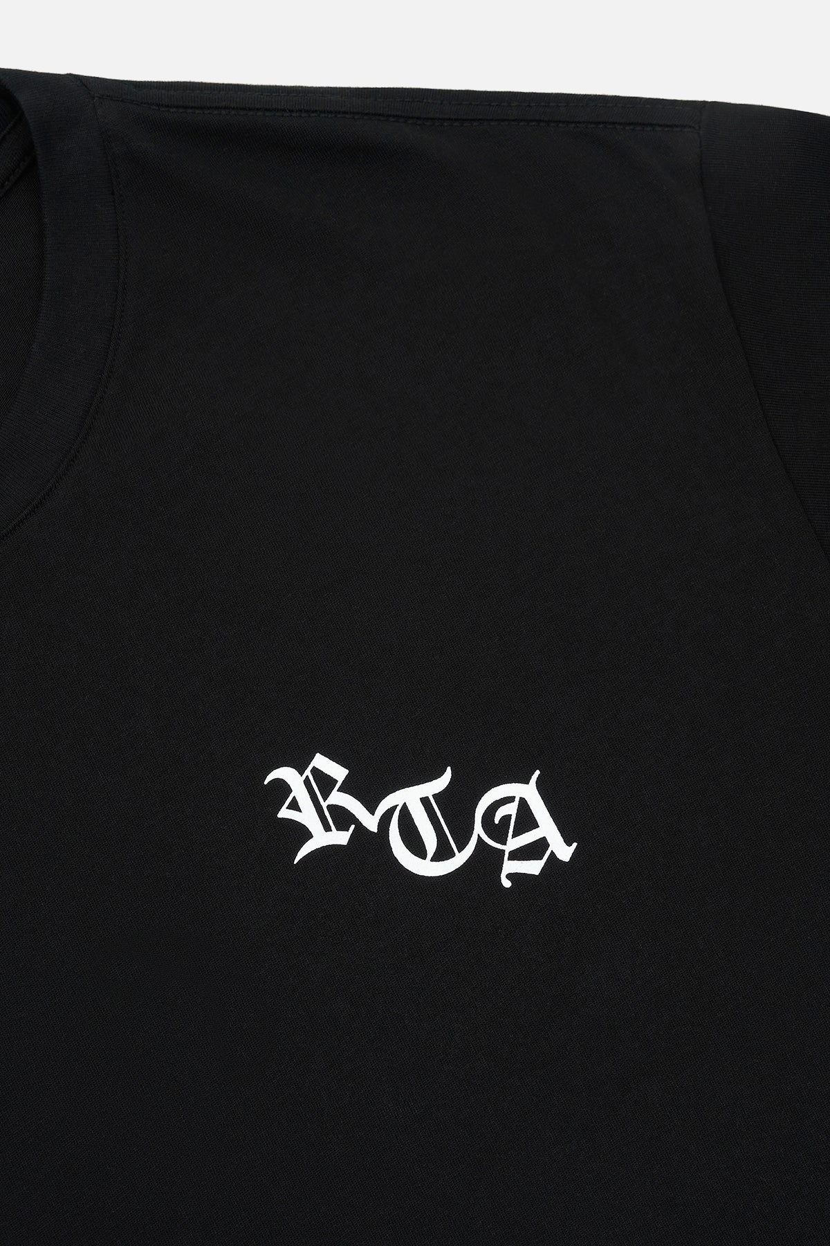 COLIN OVERSIZED TEE | BLACK OLD ENGLISH LV
