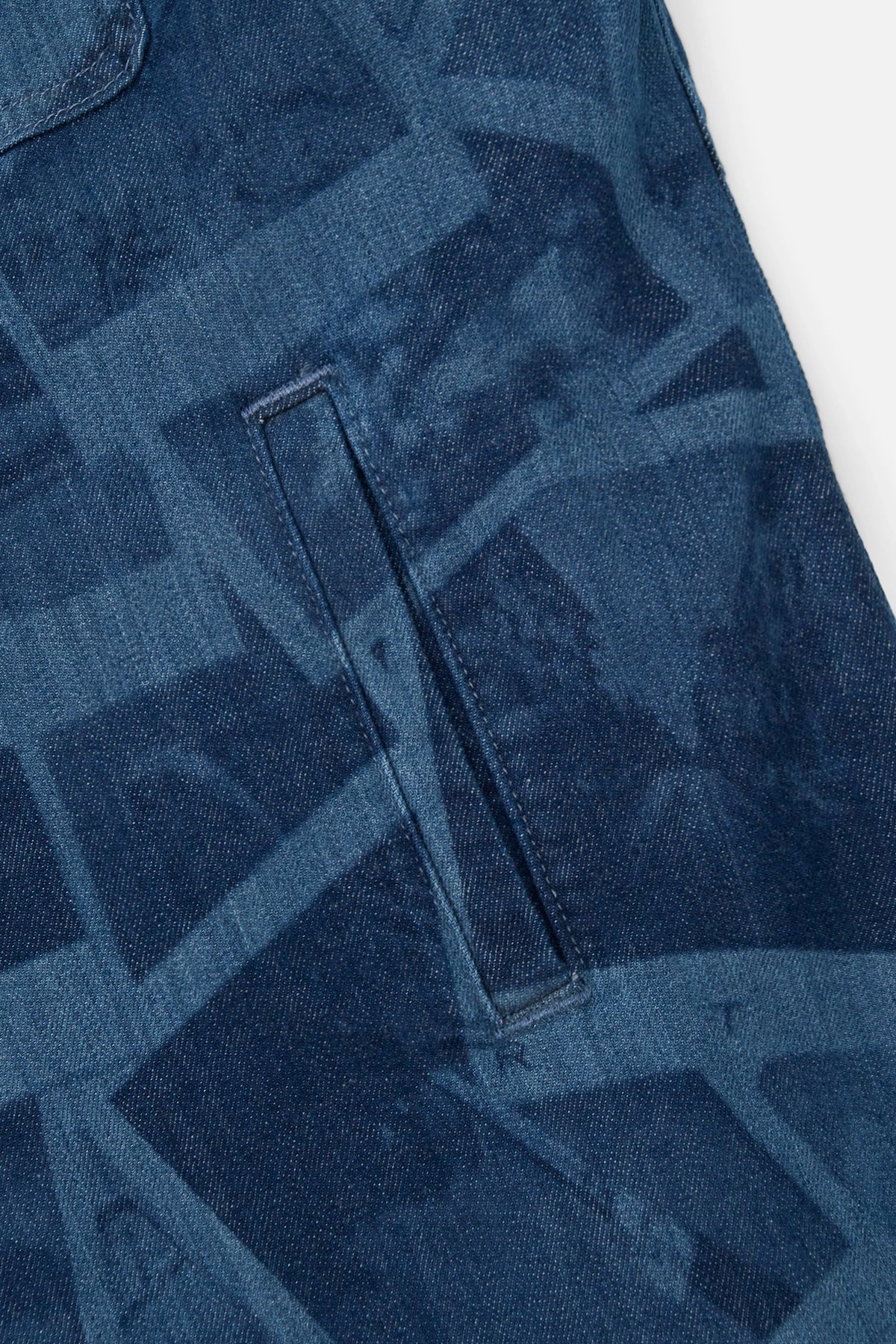 SHORT SLEEVE CHEST POCKET SHIRT | INDIGO PHOTO COLLAGE