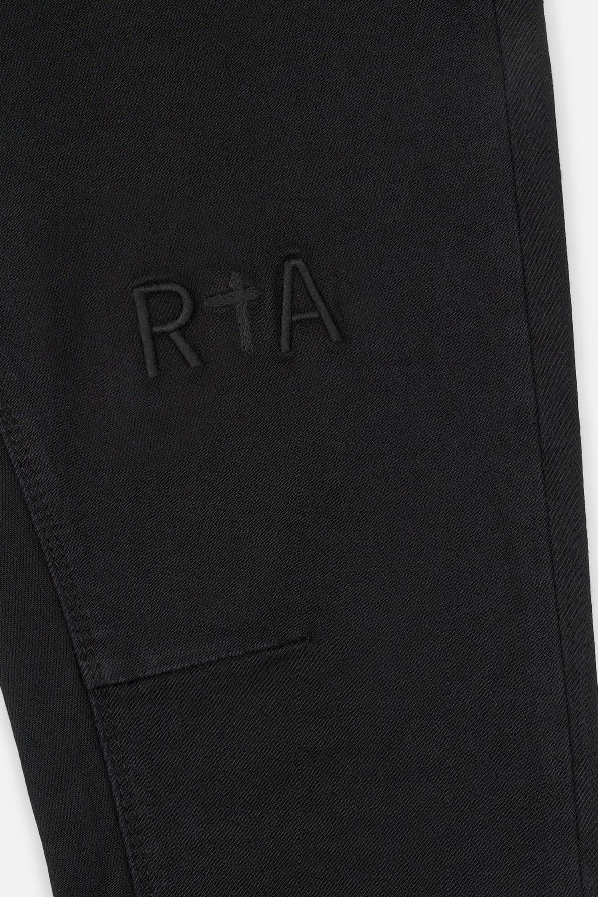 BRYANT SKINNY JEAN | BLACK LOGO