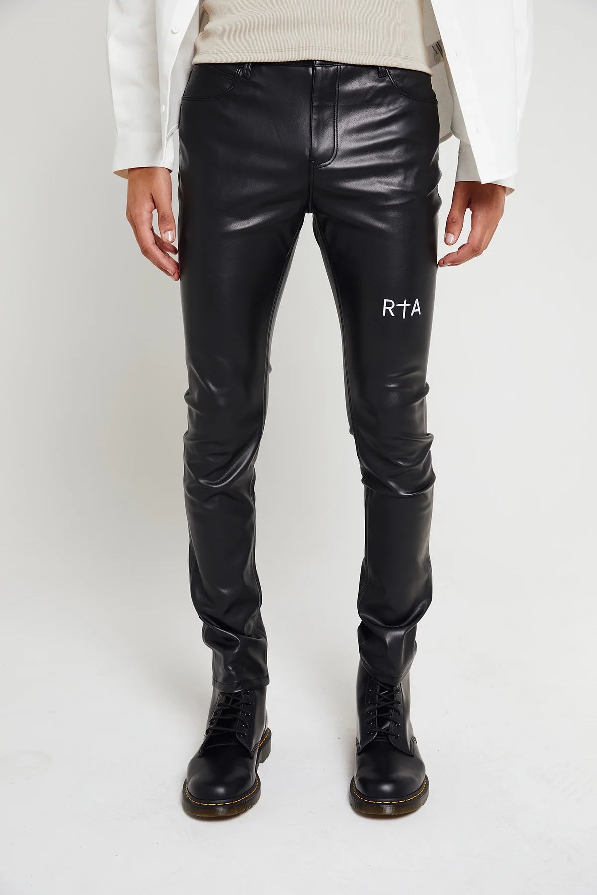 BRYANT FAUX LEATHER SKINNY PANT | LATIN TRIPLE CROSS II