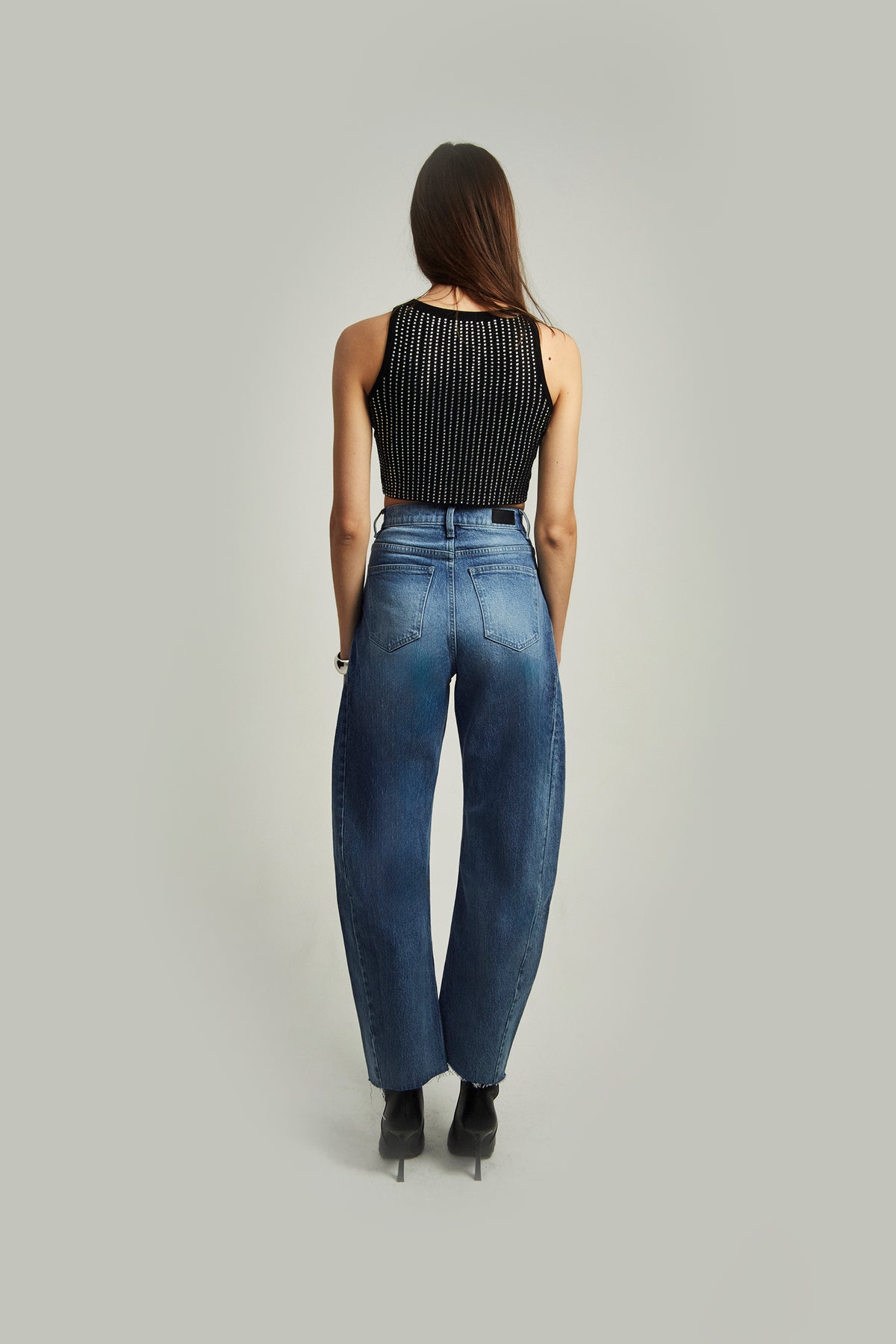 PENELOPE BARREL LEG JEAN | MEDIUM WASH